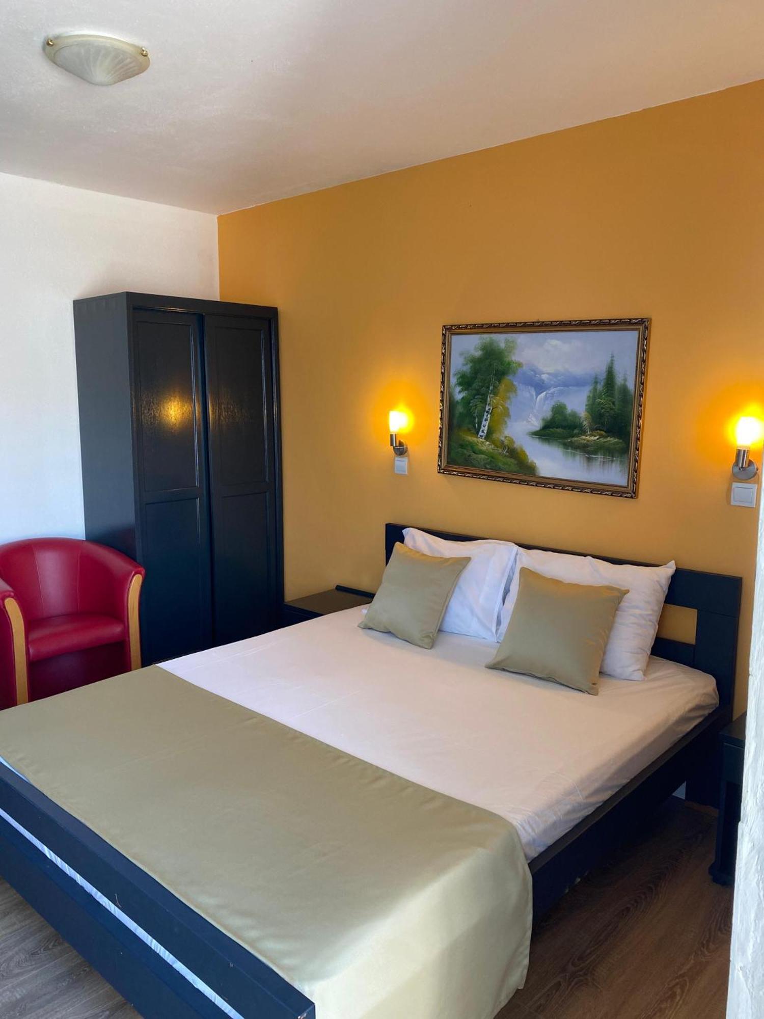 New Hotel Kuc By Marvel Budva Exterior foto